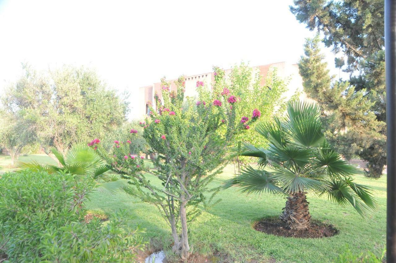 Riad Mhidou Ouled Jelal Exterior foto